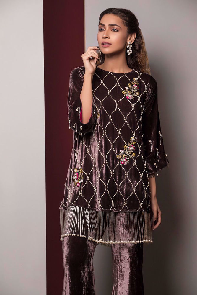 Rozina Munib. Pure velvet taupe shirt