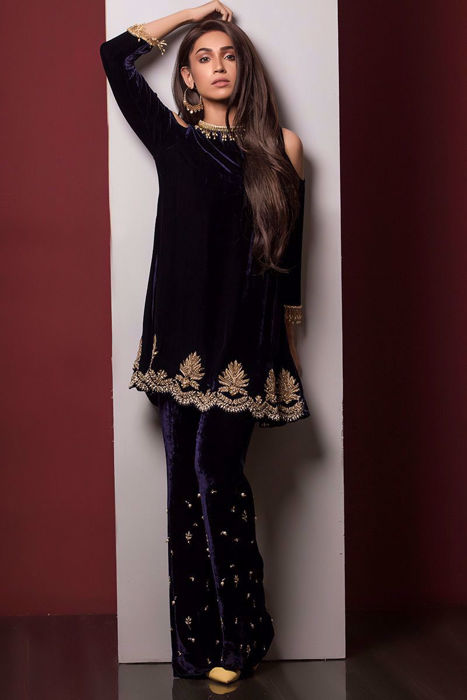 Navy blue velvet top