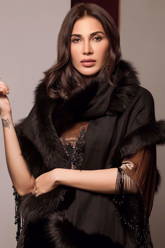 Picture of Black pashmina