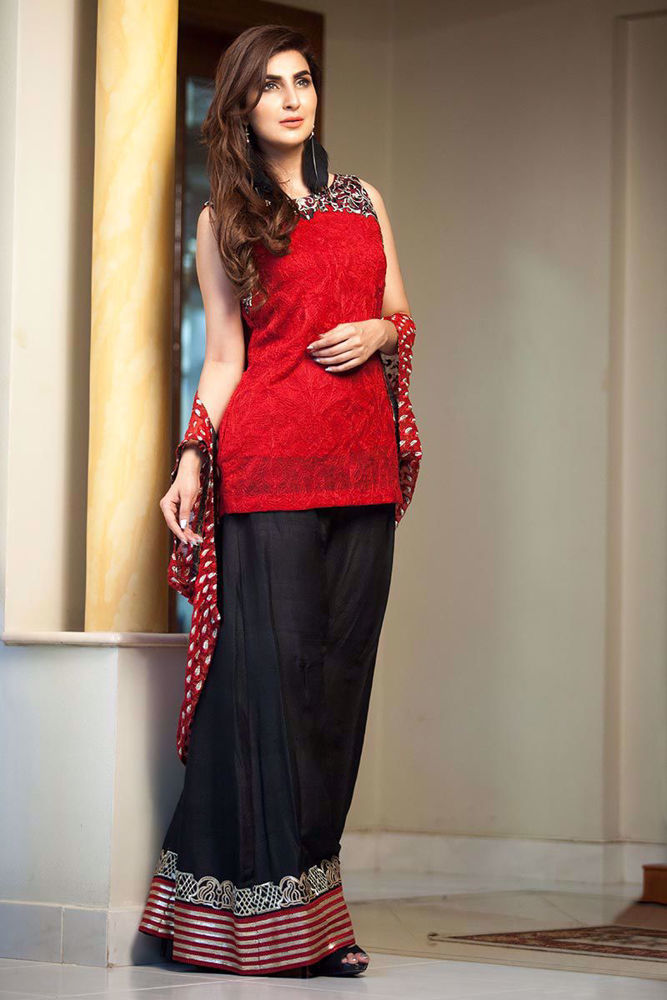 Picture of Embroidered panelled top