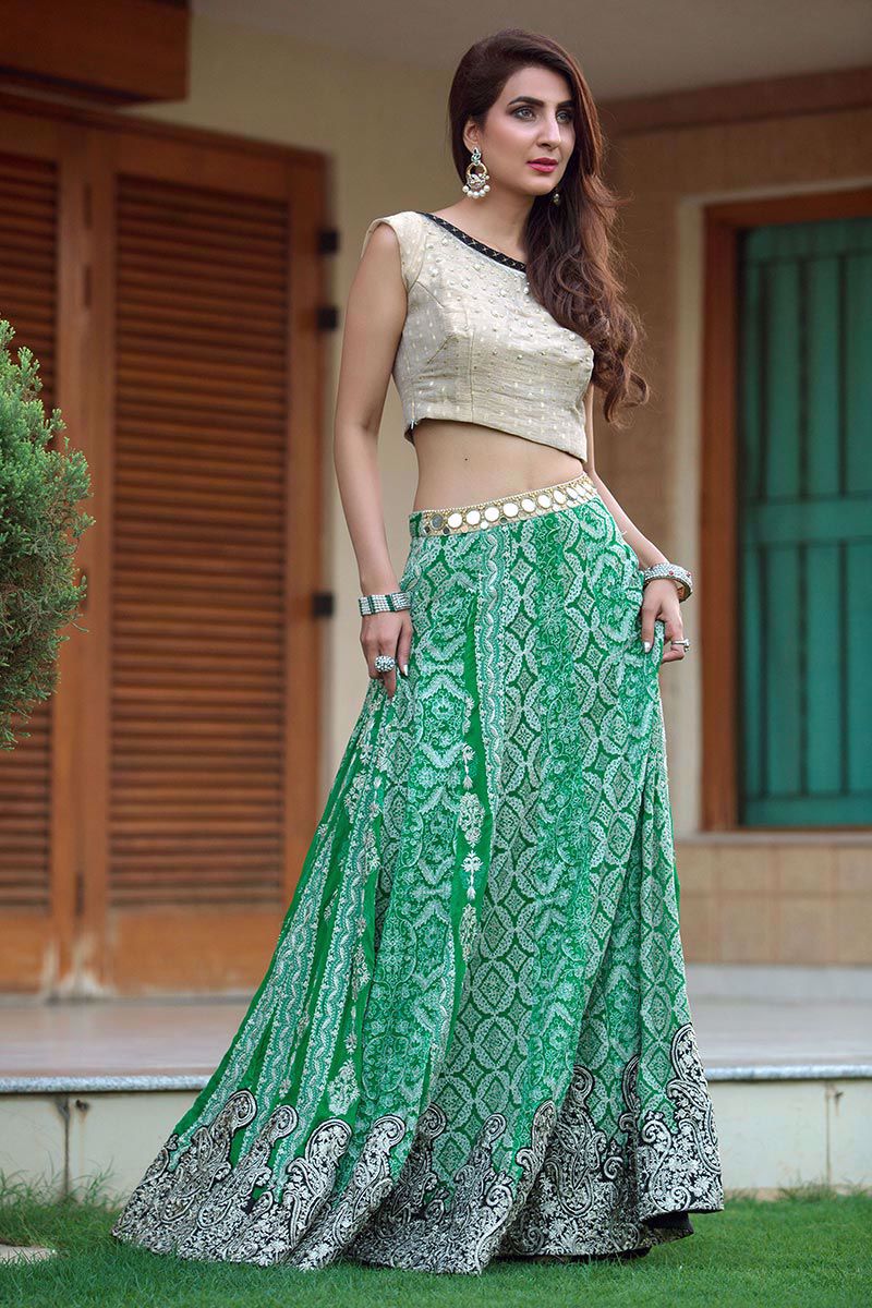 Picture of Embroidered green lehnga choli