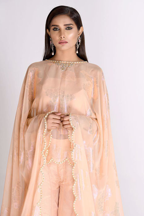 Brochette Georgette Long Cape