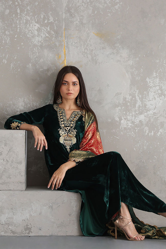 Picture of Mira- 02 Banarsi Chiffon Chadar