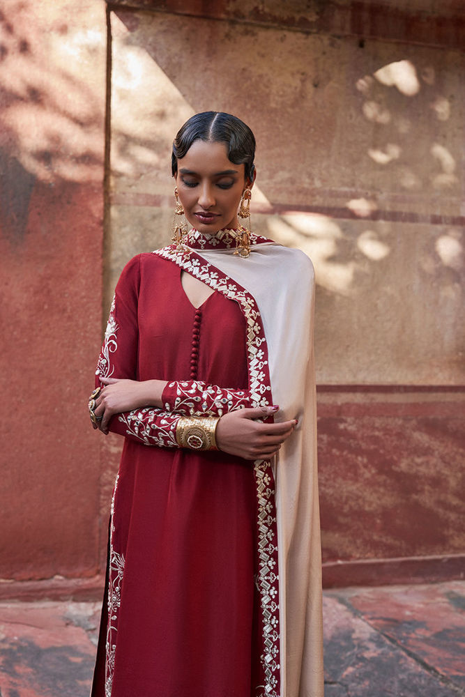 Picture of SL26-17 - Medium Silk Dupatta